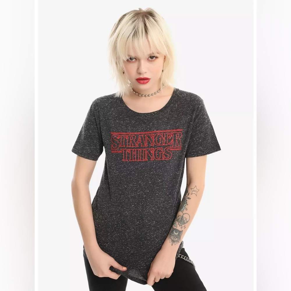 Hot Topic Stranger Things Speckled Girls T Shirt 3XL